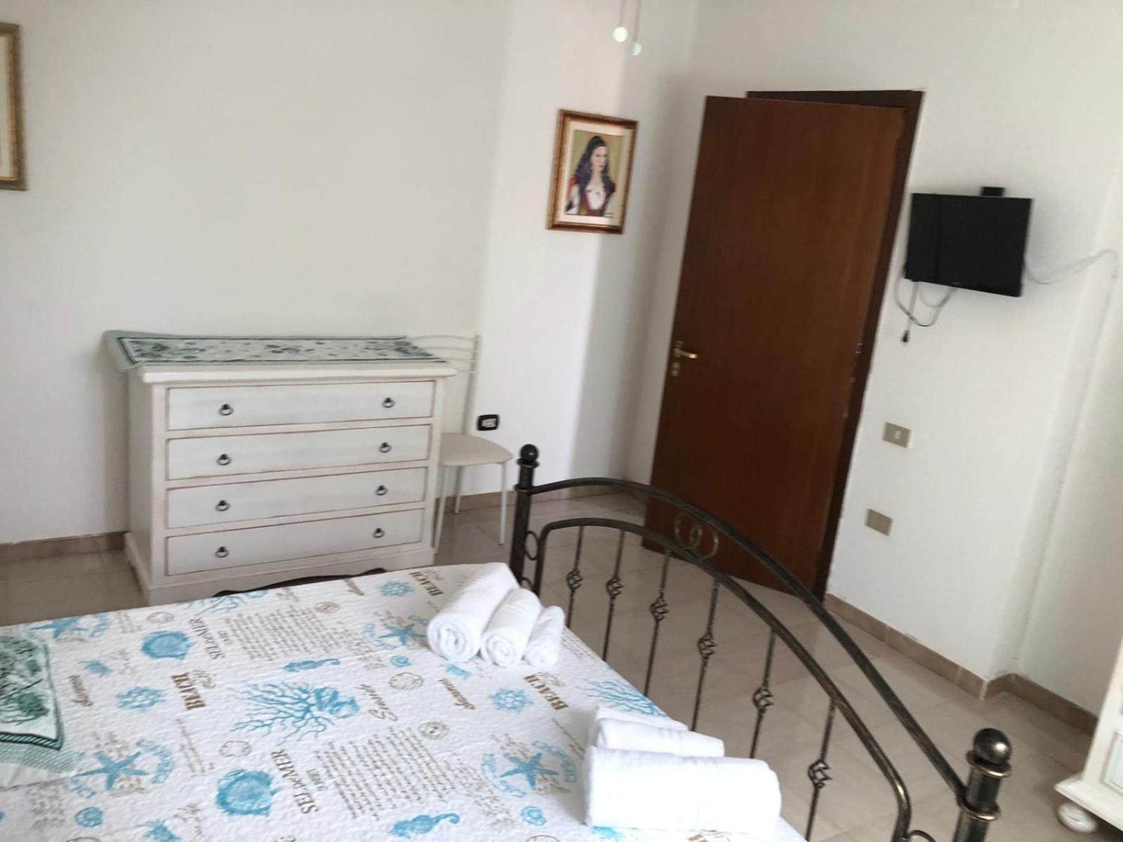 Green Apartment La Maddalena  Экстерьер фото
