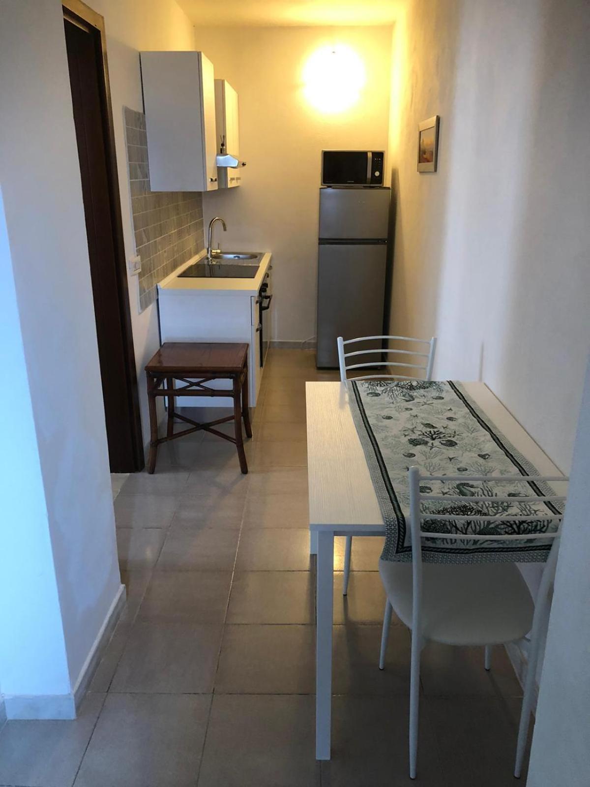 Green Apartment La Maddalena  Экстерьер фото