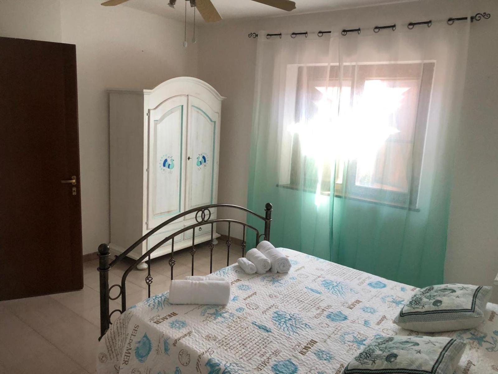 Green Apartment La Maddalena  Экстерьер фото